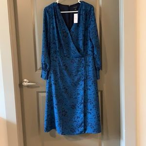 NWT - Ann Taylor Floral Button Wrap Dress - 10
